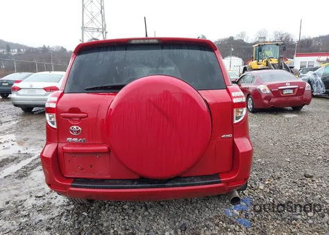 2012 Toyota Rav4 из США, поврежденный, VIN 2T3BF4DV8CW246329